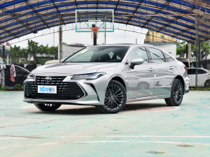 2022款2.0L XLE尊享版 左前45度