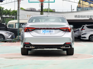 2022款2.0L XLE尊享版 正后	