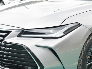 2022款2.0L XLE尊享版 大灯