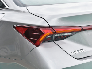 2022款2.0L XLE尊享版 尾灯