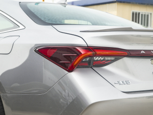 2022款2.5L 进取版 尾灯