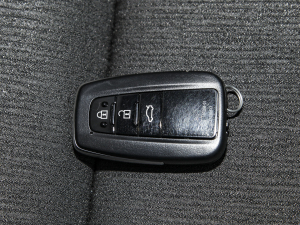 2022款2.5L 进取版 车钥匙