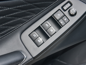 20222.5L TouringF п؅^