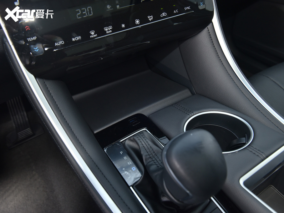 2022p p 2.5L XLEF