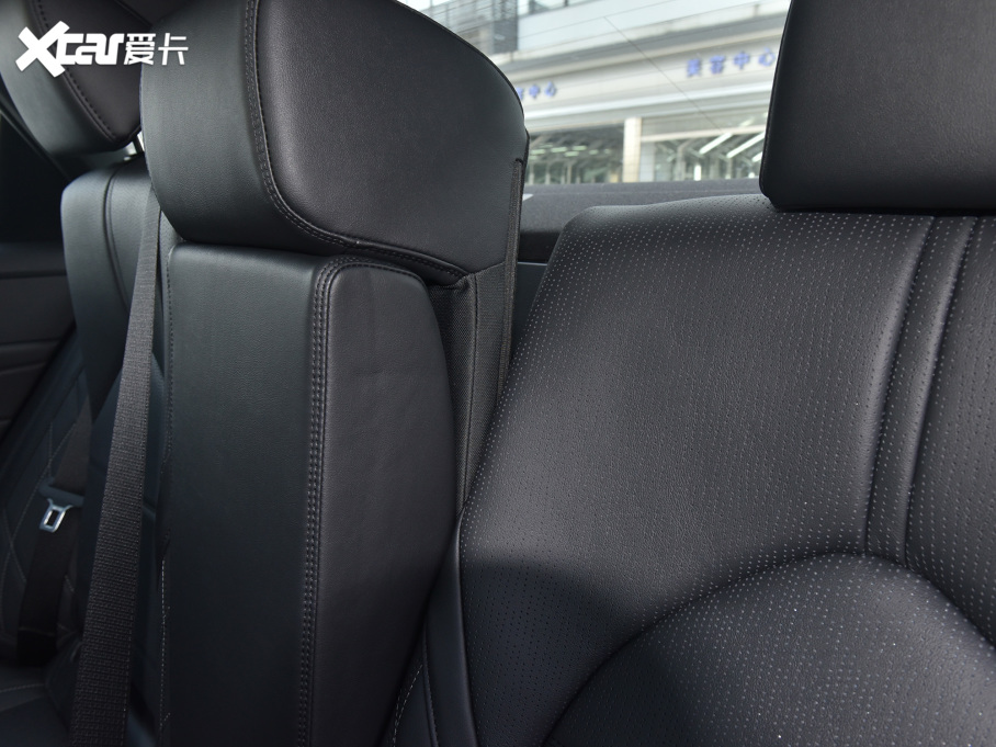 2022p p 2.5L XLEF