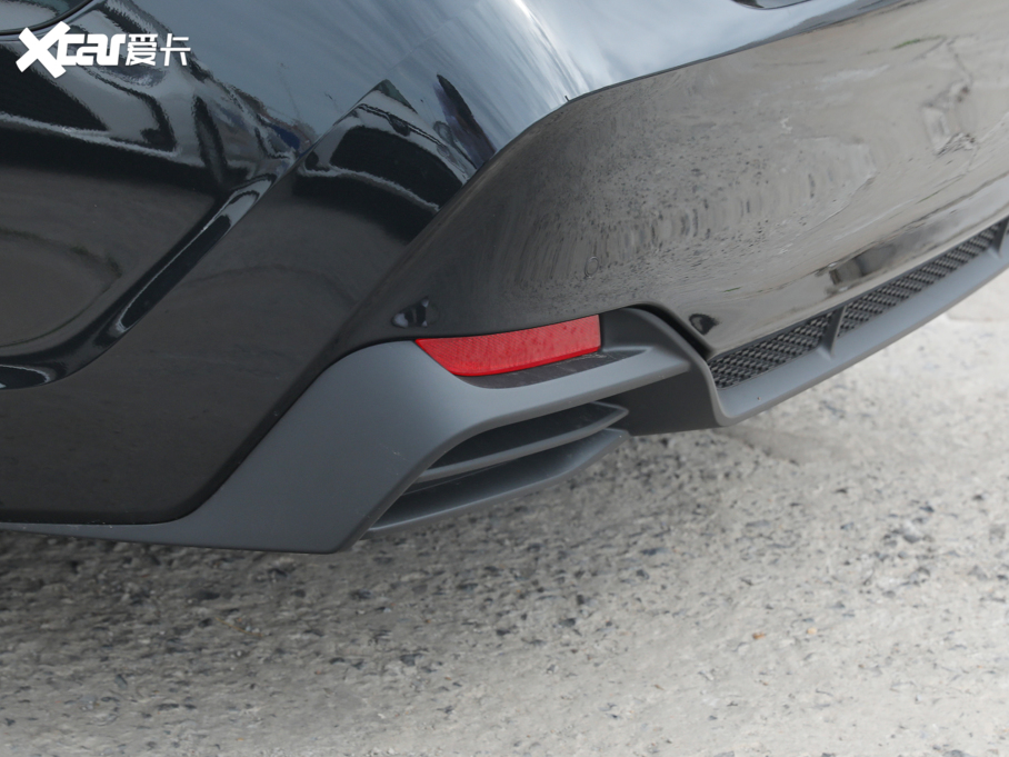 2022p p 2.5L LimitedŞ