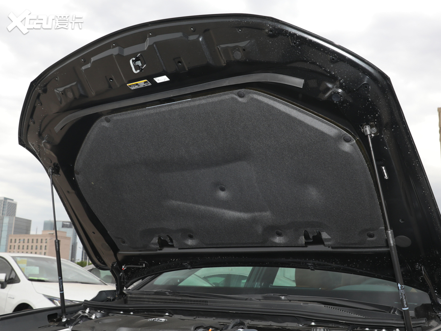 2022p p 2.5L LimitedŞ