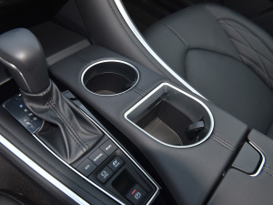 2022p 2.5L XLEF ǰű