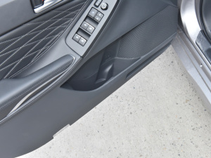 2022p 2.5L XLEF ǰTg