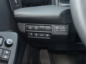 2022p 2.5L XLEF п؅^