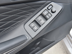 2022p 2.5L XLEF п؅^