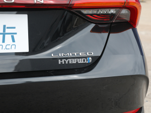 2022p 2.5L LimitedŞ (ji)^