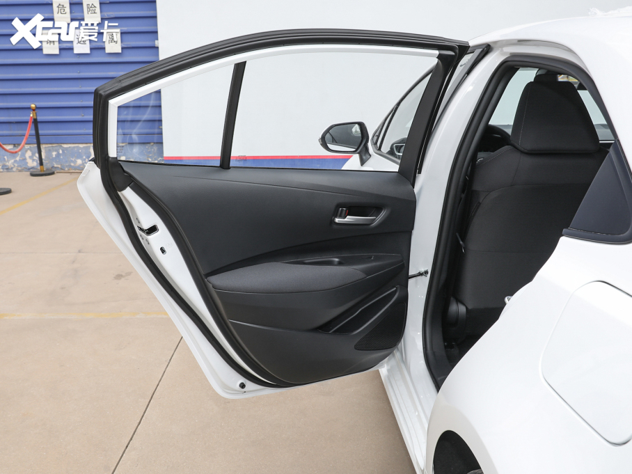 2022_p p 1.8L E-CVTh