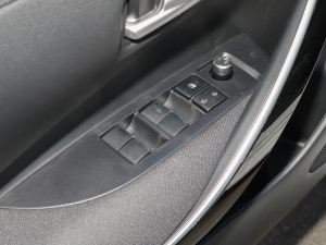 2022p 1.8L E-CVTӢ п؅^(q)