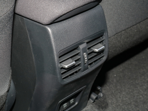 2022p 1.8L E-CVTӢ п؅^(q)