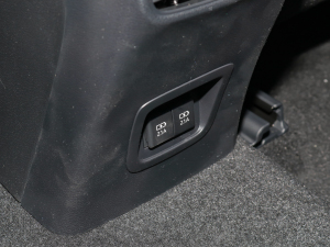 2022p 1.8L E-CVTӢ п؅^(q)