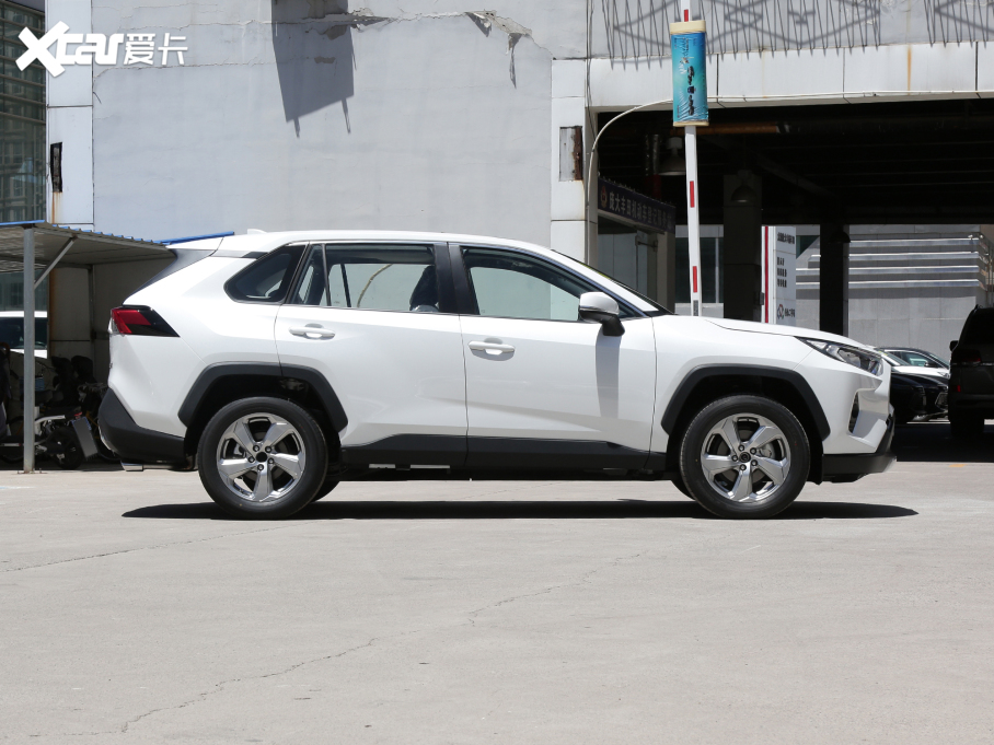 2022RAV4s 2.0L CVTLа