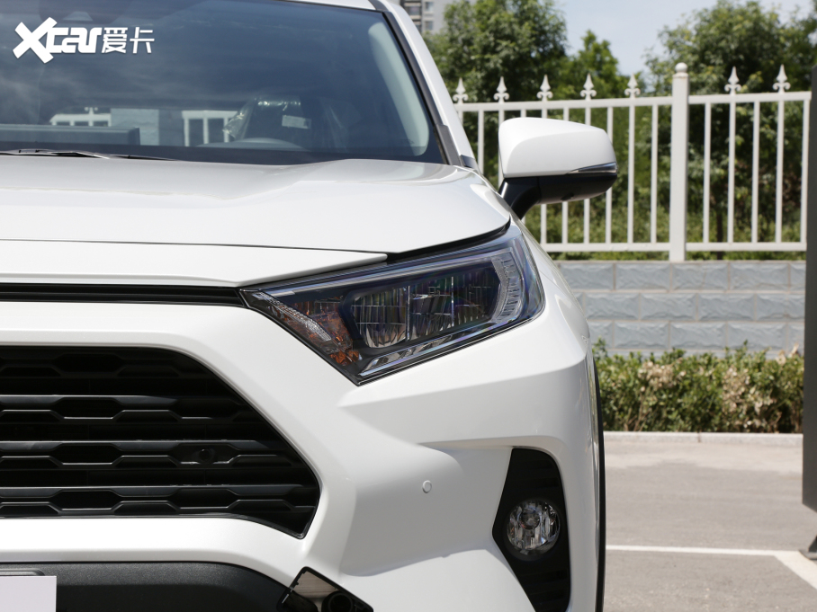 2022RAV4s 2.0L CVTLPlus