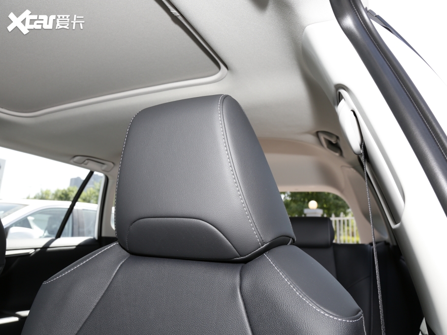 2022RAV4s 2.0L CVTLPlus