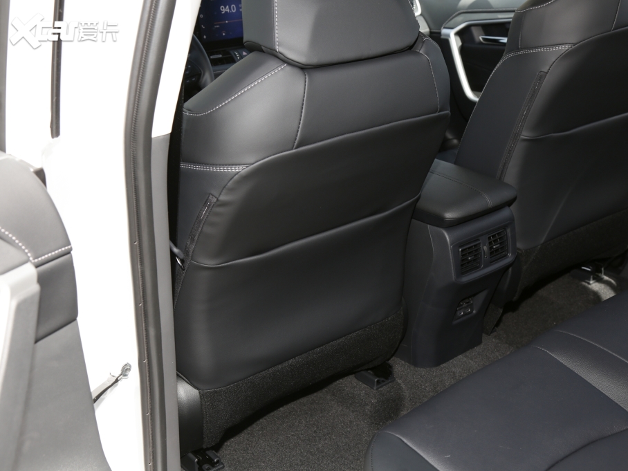 2022RAV4s 2.0L CVTLPlus