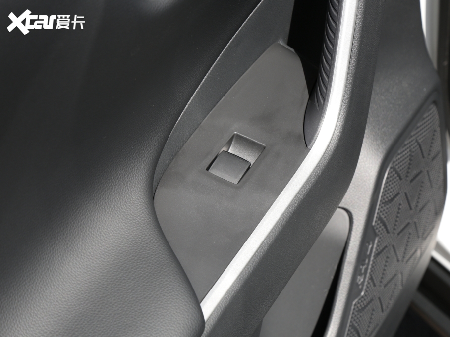 2022RAV4s 2.0L CVTLPlus