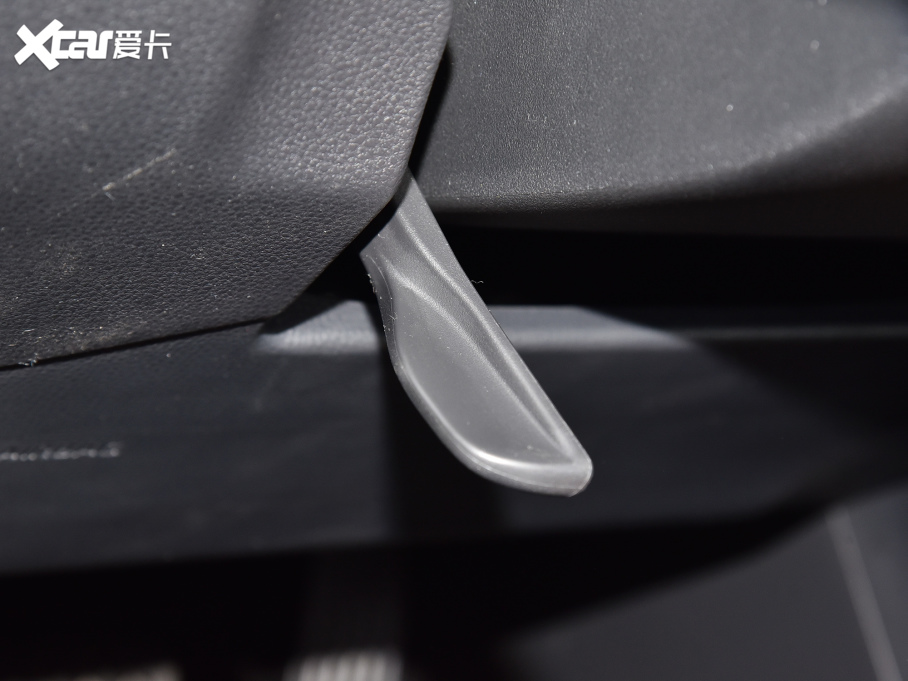 2022RAV4s 2.0L CVTLPlus