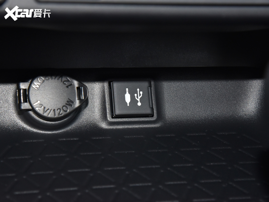 2022RAV4s 2.0L CVTLPlus