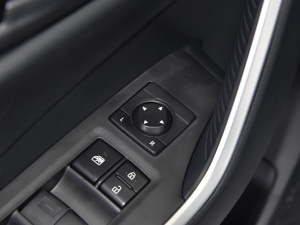 20222.0L CVT򌶼а п؅^