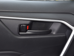 20222.0L CVT򌶼а п؅^