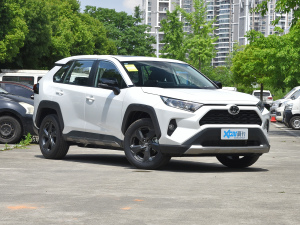 2022款2.0L CVT四驱风尚版 右前45度