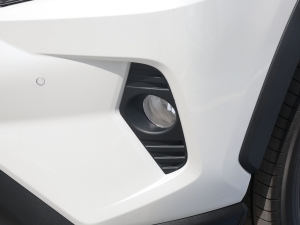 2022款双擎 2.5L CVT四驱精英Plus版 前雾灯