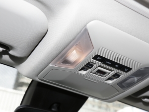 2022p 2.5L CVT(q)ӢPlus п؅^(q)