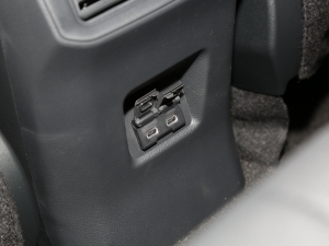 2022p 2.5L CVT򌾫ӢPlus п؅^