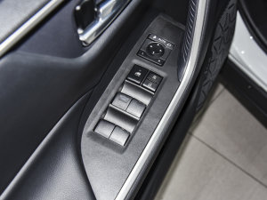 2022p 2.5L CVT(q)Ӣ п؅^(q)