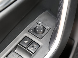 20222.5L 򌾫ӢPro п؅^