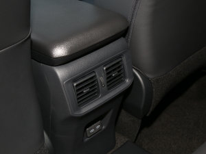 20222.5L 򌾫ӢPro п؅^