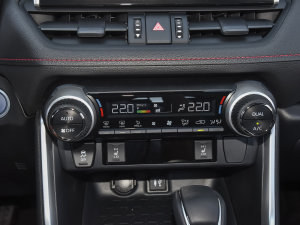 20222.5L 򌾫ӢPro п؅^