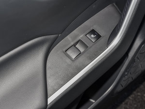 20222.5L 򌾫ӢPro п؅^