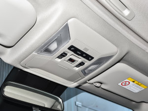 20222.5L 򌾫ӢPro п؅^