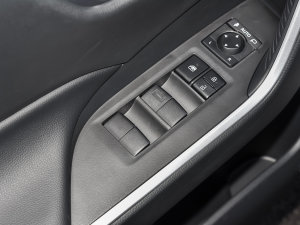 20222.5L 򌾫ӢPro п؅^