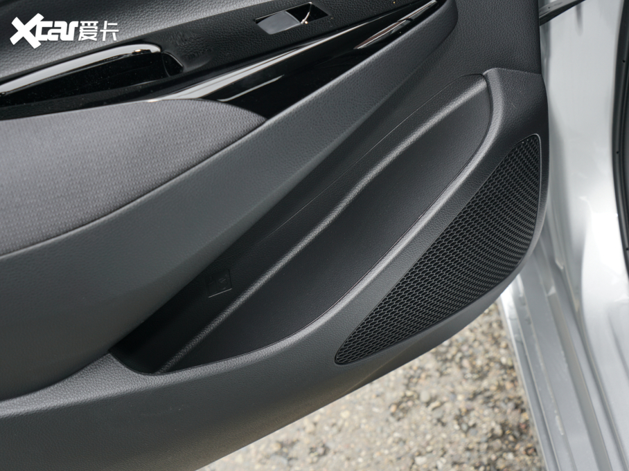 2022ު{ 2.0L CVTh