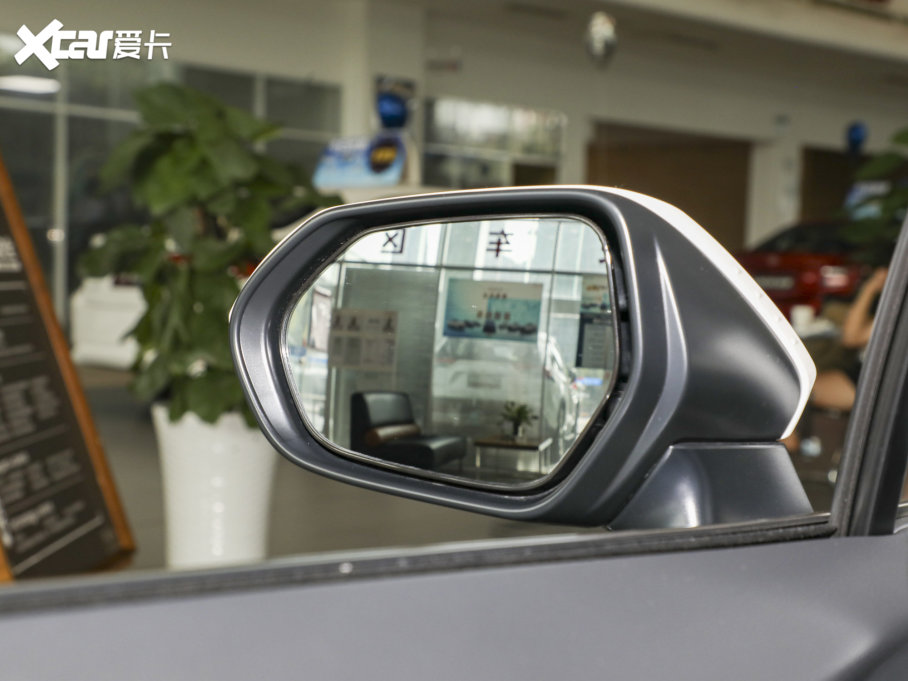 2022ު{ 2.0L CVT𐂰