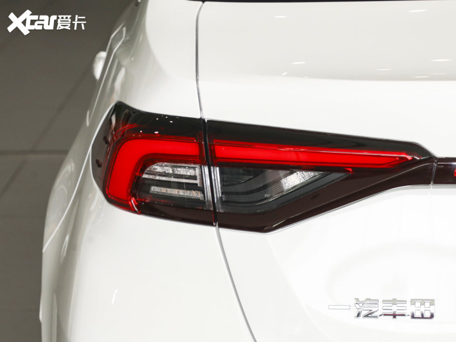 2022ު{ 2.0L CVT𐂰