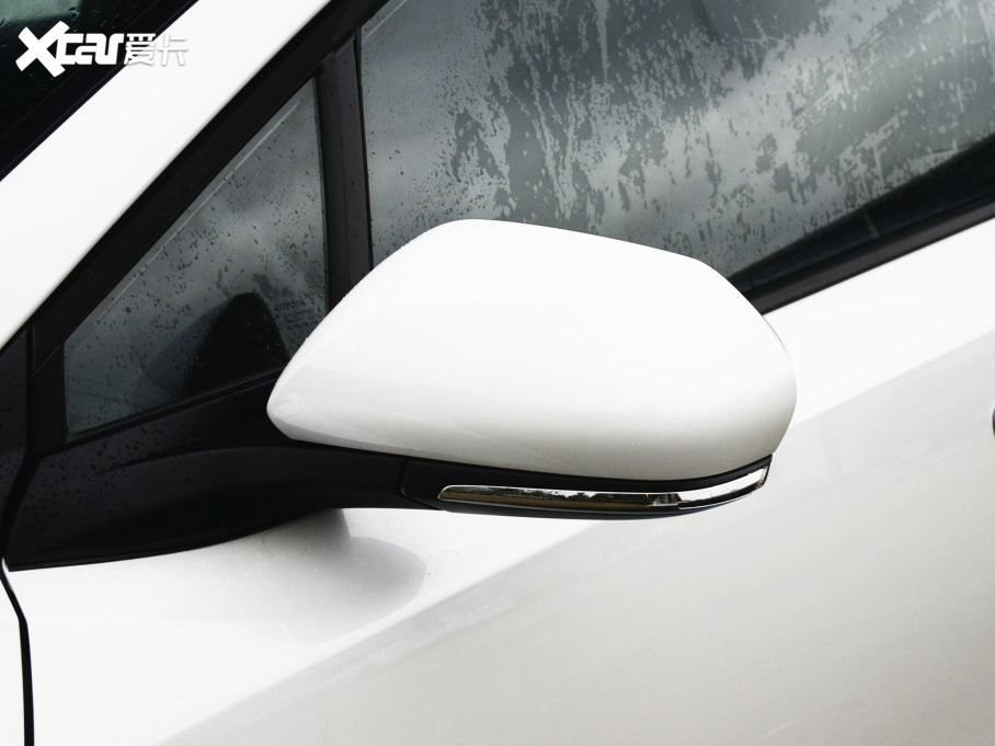 2022ȝIZOAp p 2.0L а