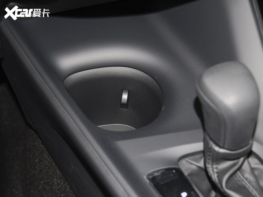 2022ȝIZOAp p 2.0L а