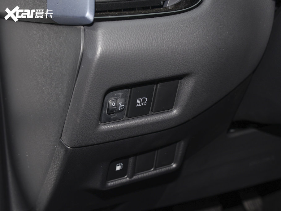 2022ȝIZOAp p 2.0L а