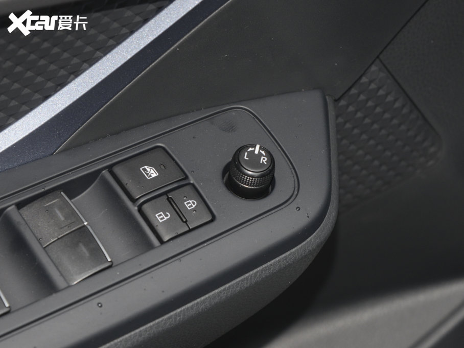 2022ȝIZOAp p 2.0L а