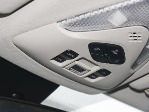 2022p 2.0L а п؅^(q)