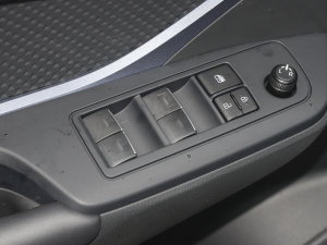 2022p 2.0L а п؅^(q)