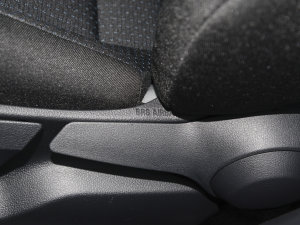 2022p 2.0L а п؅^(q)